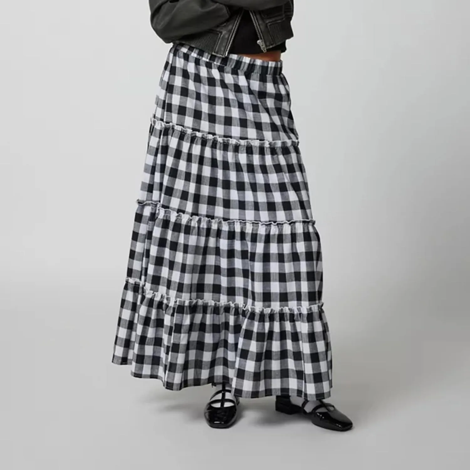 Women's Vintage Plaid Maxi Skirt Mopping Floor Length Big Hem Ruffled Tiered Long Skirt Gingham A Line Skirt